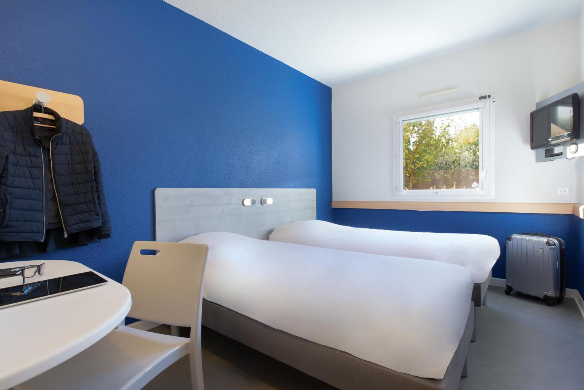 Ibis Budget Saint-Maximin Exterior foto