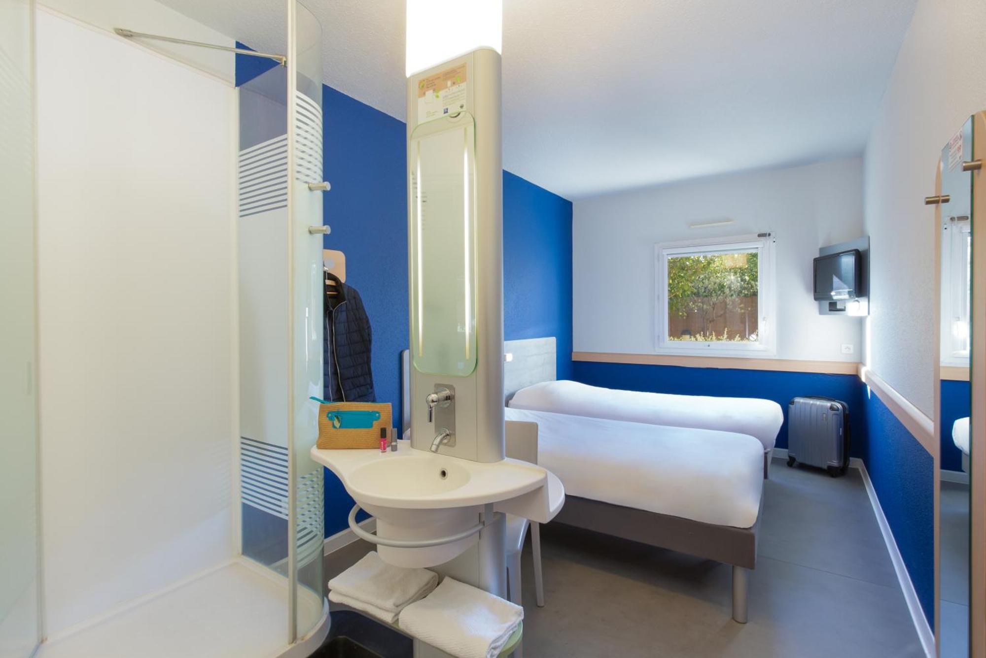 Ibis Budget Saint-Maximin Exterior foto